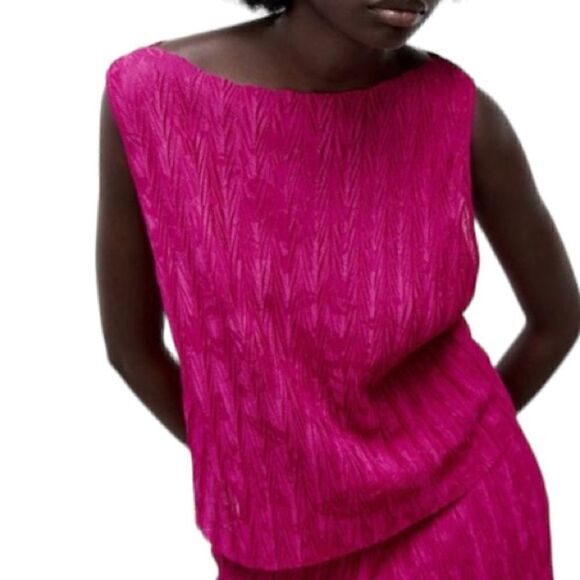 Zara Fuschia Pink Pleated Top(Size Large) - Picture 6 of 7